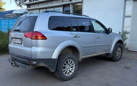 Mitsubishi Pajero Sport II рестайлинг, 2012 год, 1 520 000 рублей, 4 фотография