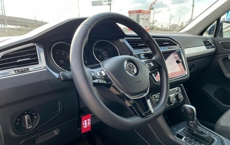 Volkswagen Tiguan II, 2017 год, 1 997 000 рублей, 4 фотография