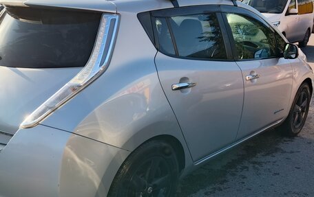 Nissan Leaf I, 2013 год, 1 300 000 рублей, 4 фотография