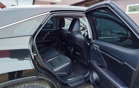 Lexus RX IV рестайлинг, 2019 год, 3 650 000 рублей, 9 фотография