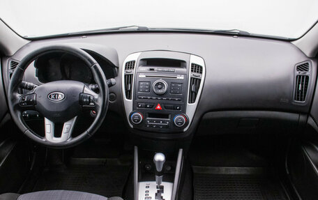 KIA cee'd I рестайлинг, 2011 год, 695 000 рублей, 15 фотография