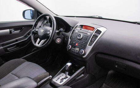 KIA cee'd I рестайлинг, 2011 год, 695 000 рублей, 12 фотография