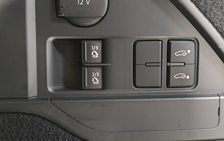 Volkswagen Touareg III, 2012 год, 2 080 000 рублей, 18 фотография