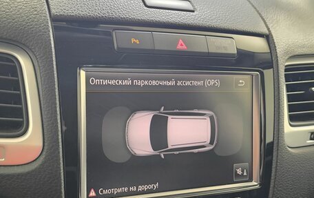 Volkswagen Touareg III, 2012 год, 2 080 000 рублей, 17 фотография