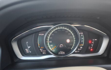 Volvo XC60 II, 2017 год, 1 850 000 рублей, 6 фотография