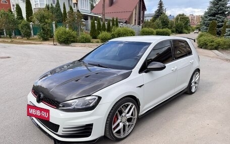 Volkswagen Golf GTI VII, 2016 год, 1 985 000 рублей, 5 фотография
