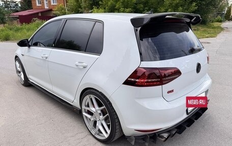 Volkswagen Golf GTI VII, 2016 год, 1 985 000 рублей, 8 фотография