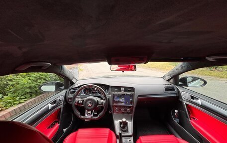 Volkswagen Golf GTI VII, 2016 год, 1 985 000 рублей, 21 фотография