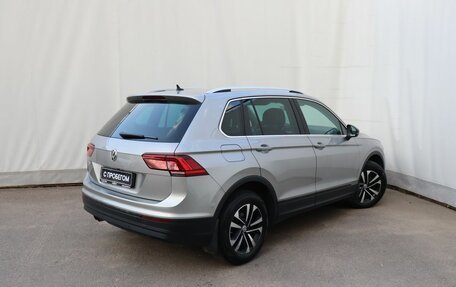 Volkswagen Tiguan II, 2019 год, 2 235 000 рублей, 4 фотография