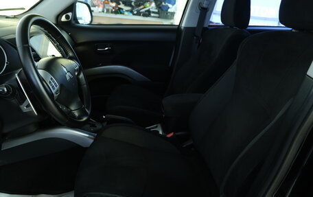 Mitsubishi Outlander III рестайлинг 3, 2007 год, 1 359 000 рублей, 8 фотография