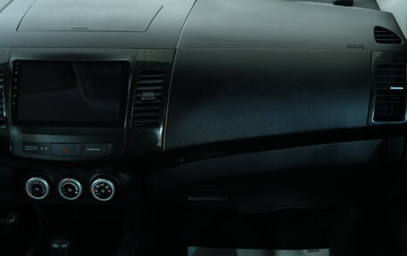 Mitsubishi Outlander III рестайлинг 3, 2007 год, 1 359 000 рублей, 17 фотография