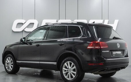 Volkswagen Touareg III, 2011 год, 1 595 000 рублей, 2 фотография