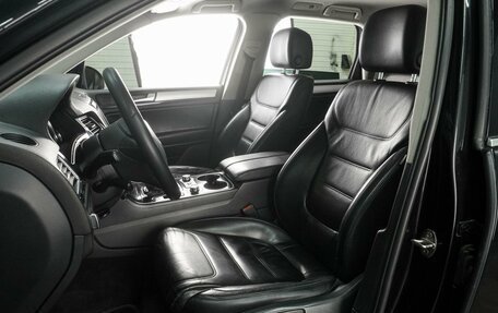 Volkswagen Touareg III, 2011 год, 1 595 000 рублей, 10 фотография