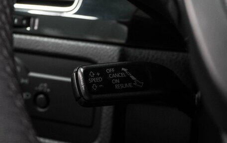 Volkswagen Touareg III, 2011 год, 1 595 000 рублей, 19 фотография