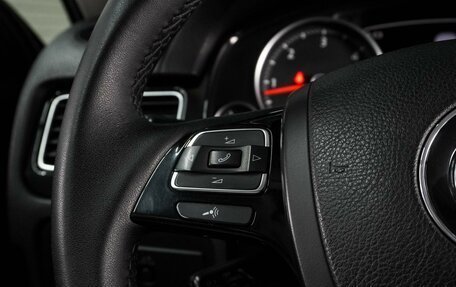 Volkswagen Touareg III, 2011 год, 1 595 000 рублей, 17 фотография