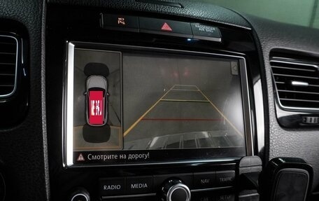 Volkswagen Touareg III, 2011 год, 1 595 000 рублей, 12 фотография
