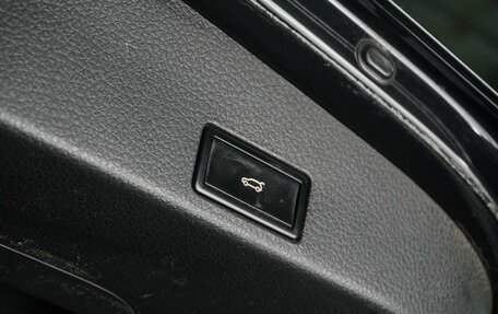 Volkswagen Touareg III, 2011 год, 1 595 000 рублей, 23 фотография