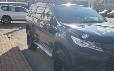 Mitsubishi Pajero Sport III рестайлинг, 2016 год, 2 550 000 рублей, 5 фотография
