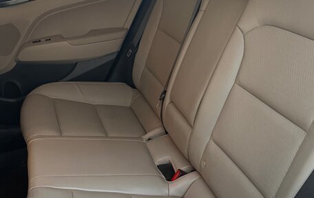 Hyundai Elantra VI рестайлинг, 2017 год, 1 650 000 рублей, 13 фотография