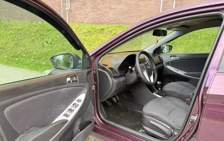 Hyundai Solaris II рестайлинг, 2011 год, 448 000 рублей, 8 фотография
