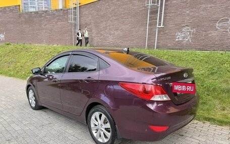 Hyundai Solaris II рестайлинг, 2011 год, 448 000 рублей, 3 фотография