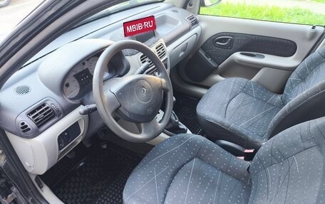 Renault Symbol I, 2002 год, 240 000 рублей, 17 фотография