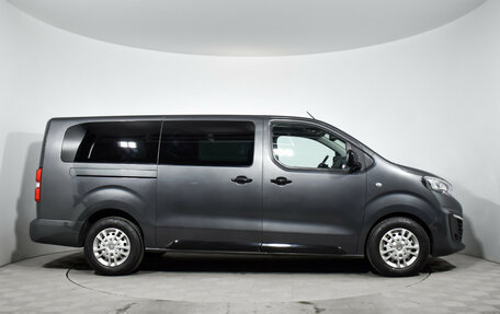 Peugeot Traveller I, 2018 год, 2 550 000 рублей, 5 фотография