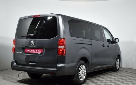 Peugeot Traveller I, 2018 год, 2 550 000 рублей, 6 фотография