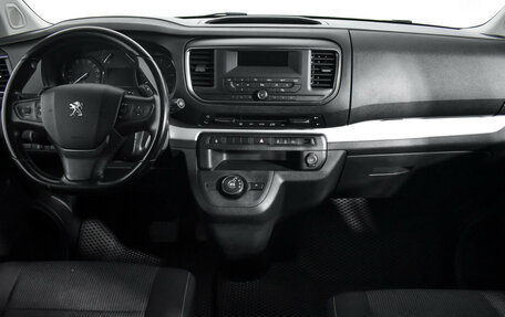 Peugeot Traveller I, 2018 год, 2 550 000 рублей, 16 фотография