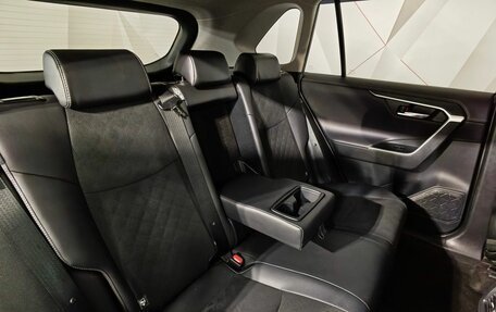 Toyota RAV4, 2022 год, 3 019 500 рублей, 21 фотография