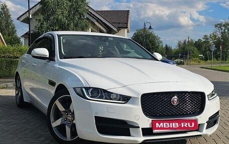 Jaguar XE I рестайлинг, 2015 год, 2 950 000 рублей, 1 фотография