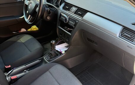Skoda Rapid I, 2016 год, 950 000 рублей, 6 фотография