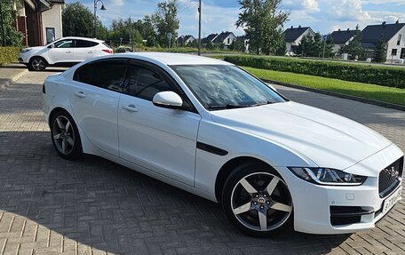 Jaguar XE I рестайлинг, 2015 год, 2 950 000 рублей, 6 фотография