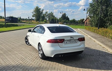 Jaguar XE I рестайлинг, 2015 год, 2 950 000 рублей, 8 фотография