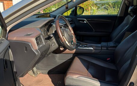 Lexus RX IV рестайлинг, 2018 год, 4 200 000 рублей, 7 фотография