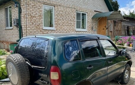 Chevrolet Niva I рестайлинг, 2003 год, 400 000 рублей, 4 фотография