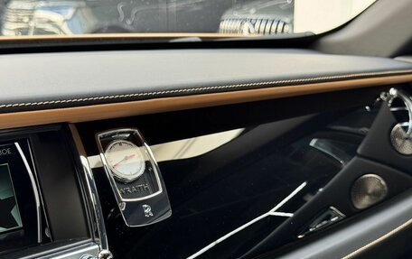 Rolls-Royce Wraith, 2017 год, 26 890 000 рублей, 28 фотография