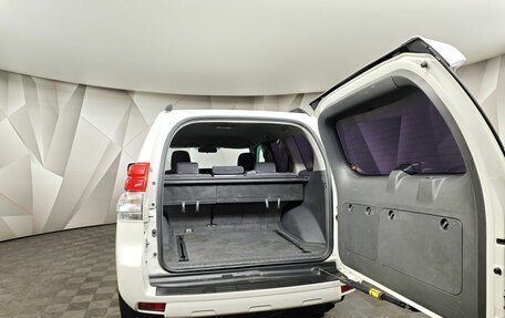 Toyota Land Cruiser Prado 150 рестайлинг 2, 2012 год, 2 419 000 рублей, 12 фотография
