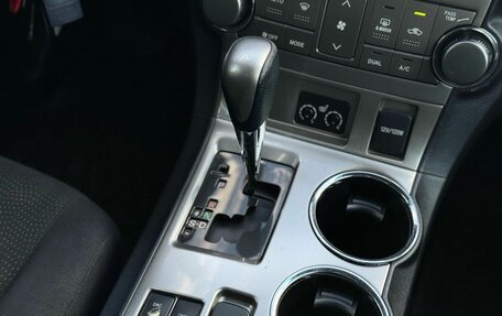 Toyota Highlander III, 2012 год, 1 800 000 рублей, 16 фотография