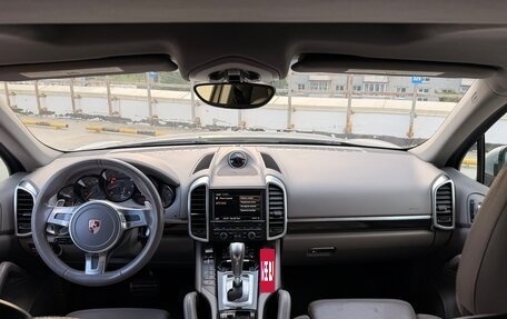 Porsche Cayenne III, 2010 год, 2 195 000 рублей, 6 фотография