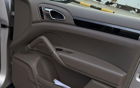 Porsche Cayenne III, 2010 год, 2 195 000 рублей, 17 фотография