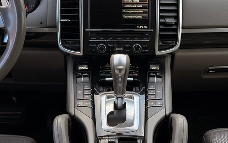 Porsche Cayenne III, 2010 год, 2 195 000 рублей, 16 фотография