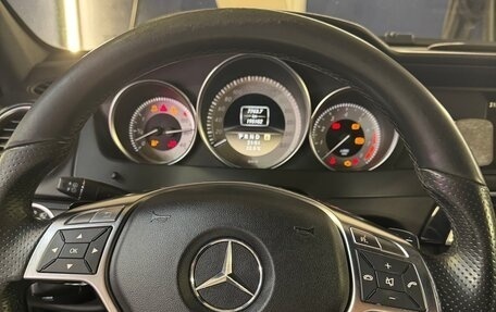 Mercedes-Benz C-Класс, 2011 год, 1 500 000 рублей, 15 фотография