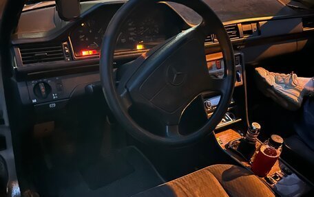 Mercedes-Benz W124, 1988 год, 90 000 рублей, 6 фотография