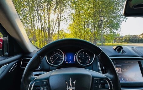 Maserati Ghibli, 2014 год, 2 750 000 рублей, 9 фотография