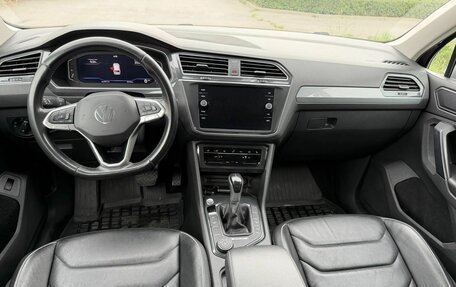 Volkswagen Tiguan II, 2021 год, 2 870 000 рублей, 10 фотография