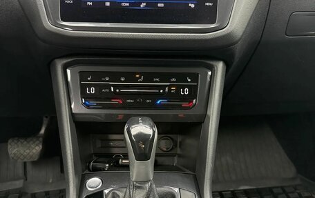 Volkswagen Tiguan II, 2021 год, 2 870 000 рублей, 12 фотография