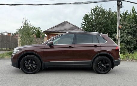 Volkswagen Tiguan II, 2021 год, 2 870 000 рублей, 3 фотография