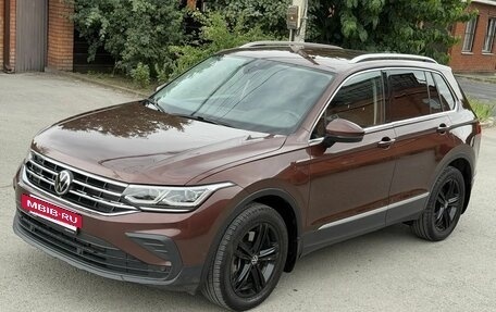 Volkswagen Tiguan II, 2021 год, 2 870 000 рублей, 5 фотография