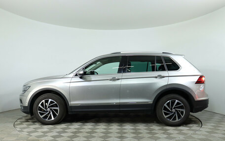 Volkswagen Tiguan II, 2018 год, 1 998 000 рублей, 10 фотография